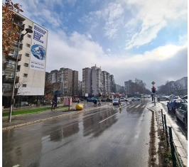 Novi Sad - Fasadna Reklama - Ugao Bulevara oslobođenja i Bulevara kralja Petra I